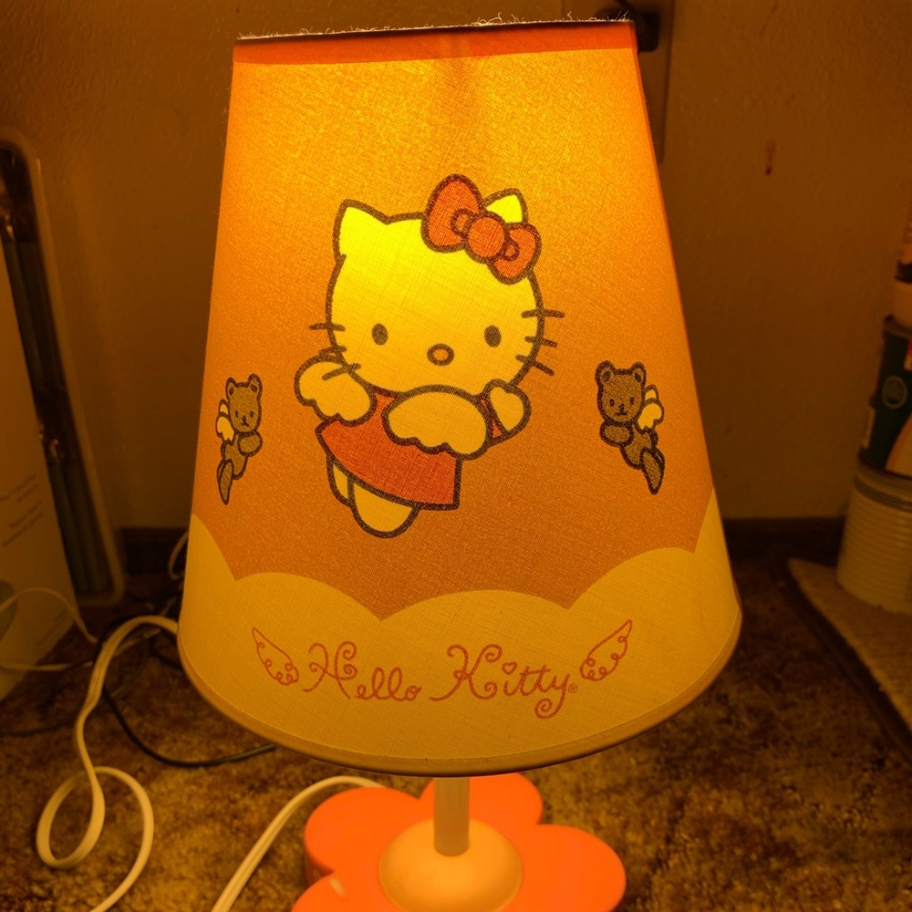 Hello kitty angel lamp